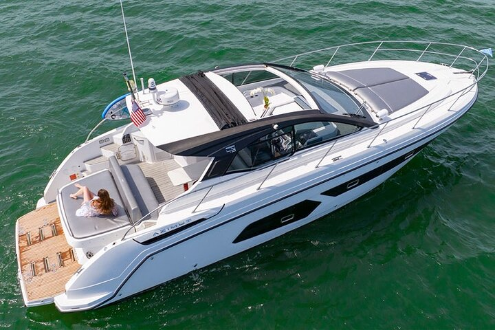 43’ Azimut + SeaBob East Hampton 